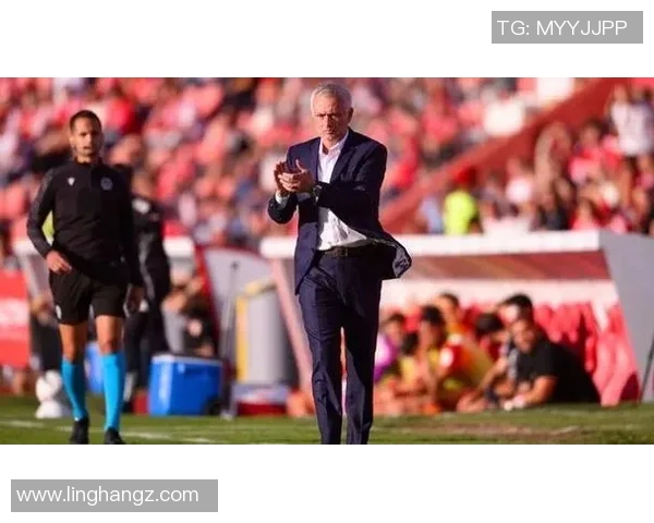 穆里尼奥愈发愤怒，威胁对批评球员提起诉讼